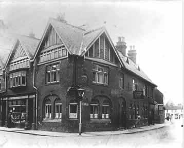 old photo of Half Moon Inn, Howden, East Yorkshire