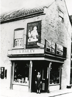 old photo of L A Bailey's shop on the corner of Hailgate, Howden