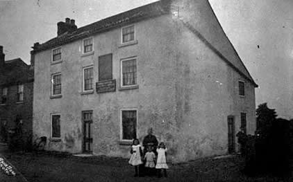 Old photo of Jolly Sailor pub, Skelton, East Yorkshire